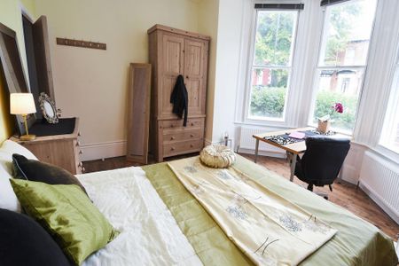 6 bedroom flat to rent - Photo 3