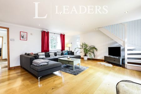 2 bedroom house to rent The Green, Coddenham, Ipswich, IP6 - Photo 2