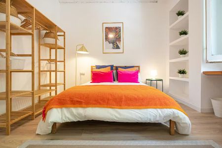 Carrer de Còrsega, Barcelona, Catalonia 08037 - Photo 2