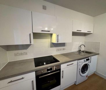 1 bedroom ground floor flat to rent - Photo 6