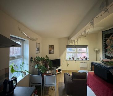 2 Bed Flat, Highbury Court, LS6 - Photo 4