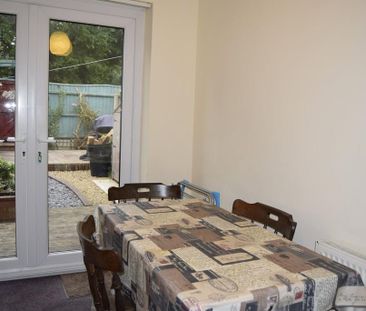 2 bedroom semi-detached house to rent - Photo 2