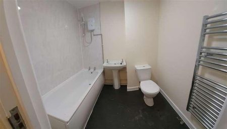 St. Teilo Street, Pontarddulais, Swansea, SA4 - Photo 2