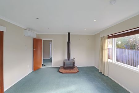 Welcome to 33 Victory Crescent!!! - Photo 5