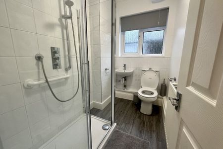 Alberta Avenue - Photo 4