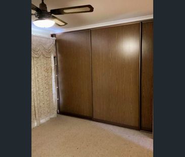 Spacious Family Home in a Prime Location - Photo 5