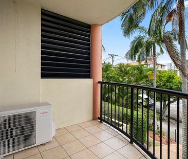 Coastal Convenience in the Heart of Miami - Photo 6