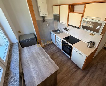 Pronájem bytu 3+1 68 m² - Fotografie 3
