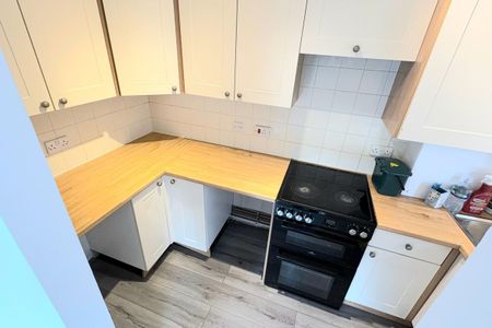 Grove Road - Photo 5