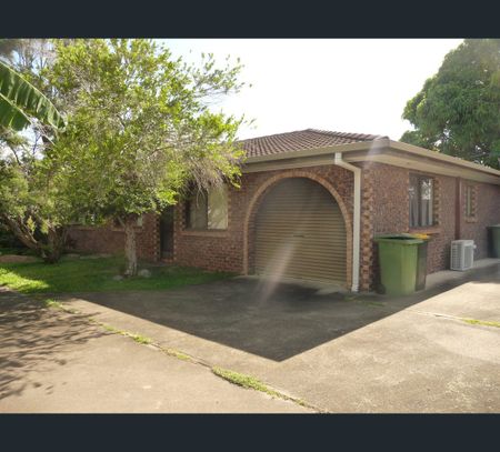1/10 Morley Street, South Mackay, Qld 4740 - Photo 5
