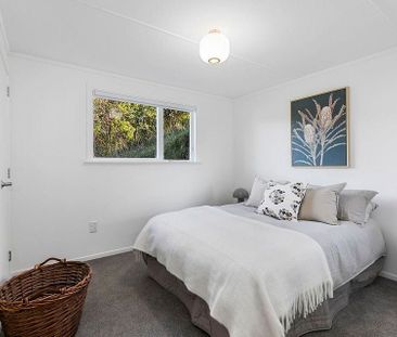 Beautiful family home in the heart of Wainui - Photo 3