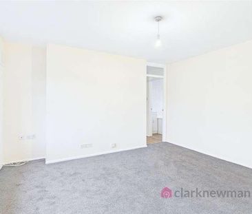 Little Pynchons, Harlow, CM18 - Photo 1