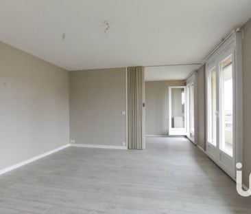 Appartement 4 pièces de 77 m² à Poissy (78300) - Photo 1