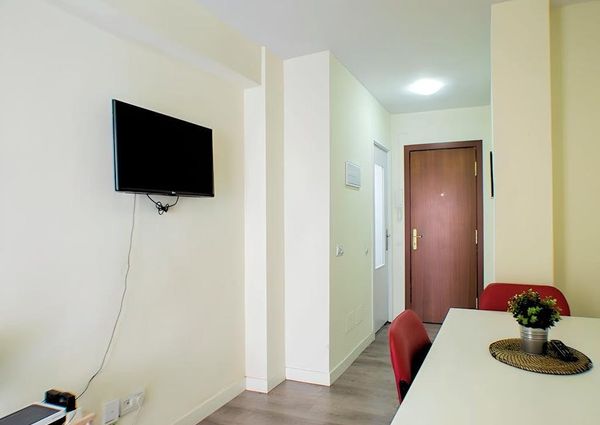 Calle Alicante, Getafe, Community of Madrid 28903