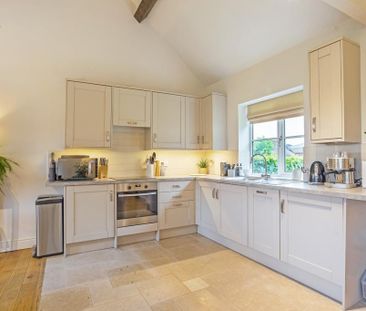 1 bedroom barn to rent - Photo 6