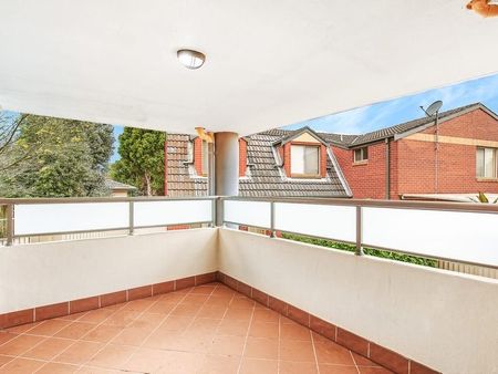 Two Bedroom Oasis in Hurlstone Park - Photo 5