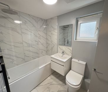 Newstead Way, Harlow - Photo 2