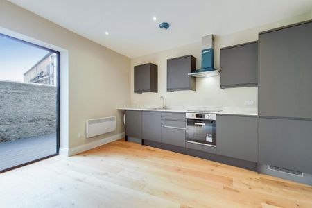 2 bedroom duplex to rent - Photo 5