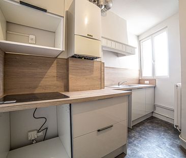 Location Appartement 3 pièces 70m² SOTTEVILLE LES ROUEN 76300 - Photo 2