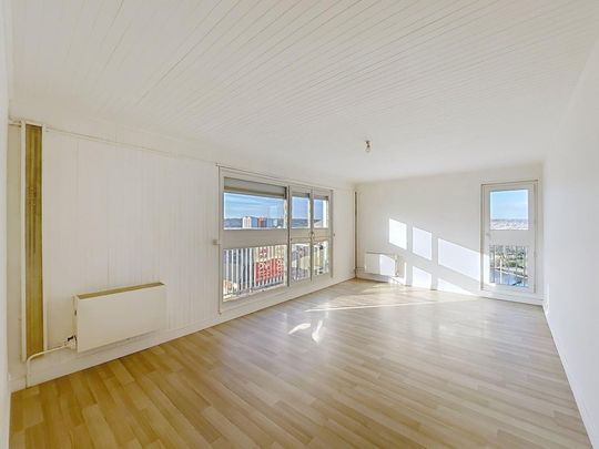 Location Appartement 2 pièces 57m² LE GRAND QUEVILLY 76120 - Photo 1