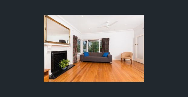 Alluring Class and Charm - Photo 1