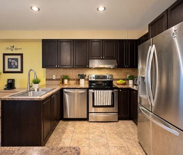 For Lease - 702 Whaley Ridge, Orleans - Cumberland and Area, Ontario - Photo 2