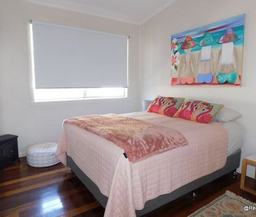 Spacious Family Home on 1,018m² in Nanango - Photo 4