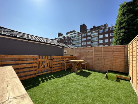 Apartment 9, 68 King Street, Southport, Merseyside. PR8 1LG - Photo 2