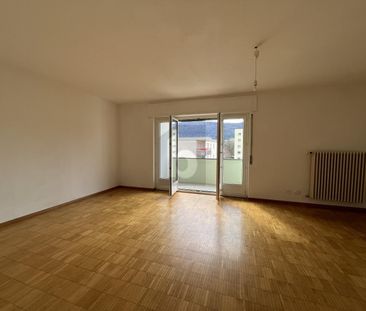 SPACIEUX ET LUMINEUX AVEC VUE ! - Foto 1