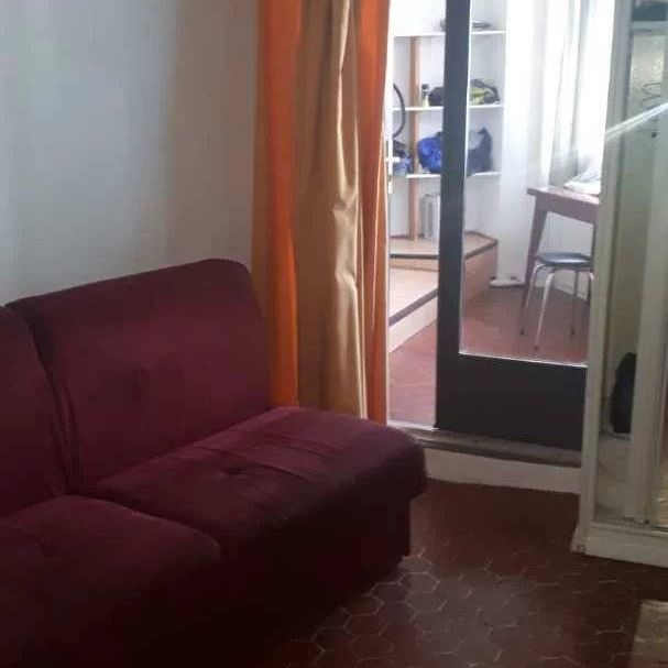 Location Studio - Photo 1