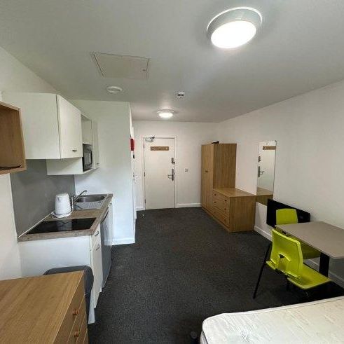 Studio to rent - Photo 1