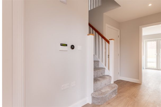 Pinder Road, Armthorpe, DN3, Doncaster, - Photo 1