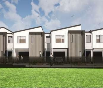 CONIFER GROVE, 4 BEDROOMS - Photo 4