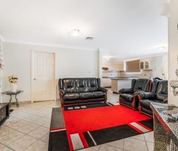 Prime Location&excl; - Photo 4