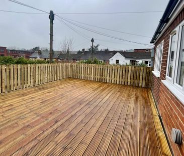 3 bedroom apartment to rent - Photo 3