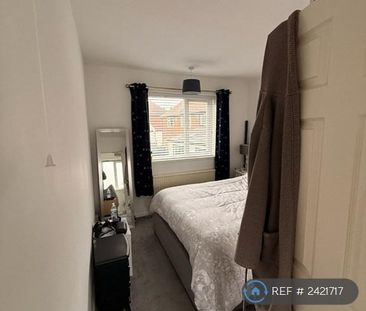 2 bedroom semi-detached house to rent - Photo 4