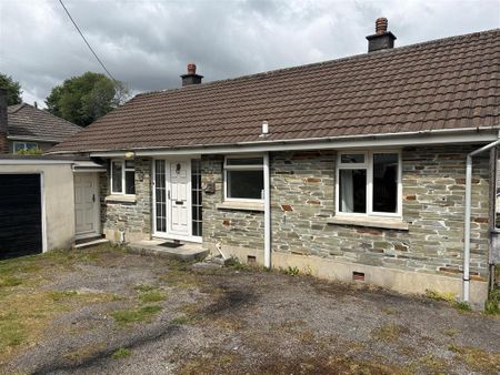 2 bedroom detached bungalow to rent - Photo 4