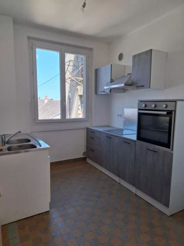 CENTRE VILLE DE LA LOUPE - Photo 5