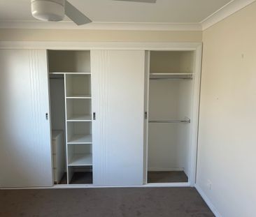 Raymond Terrace - Photo 1