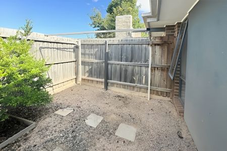 2/181 Riversdale Drive, Tarneit VIC, Belconnen - Photo 5