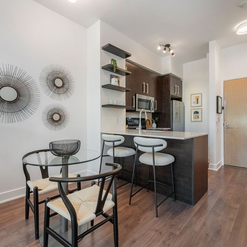 For Lease - 1048 Broadview Avenue Unit# TH 1, Toronto, Ontario - Photo 1