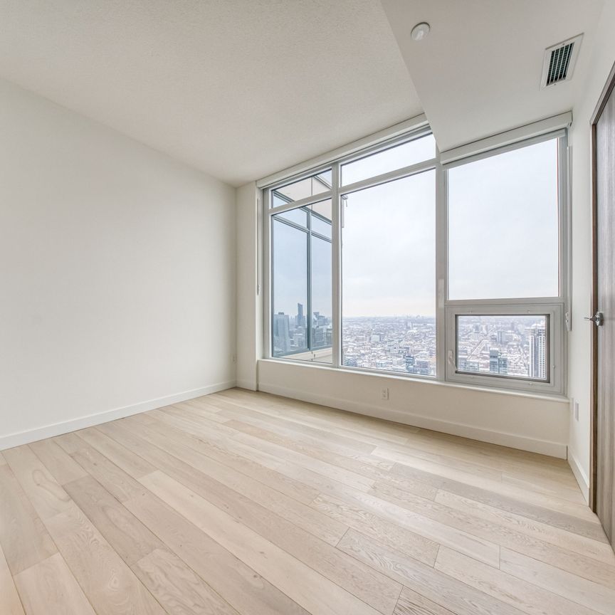 For Lease - 1 Concord Cityplace Way Unit# 6802, Toronto, Ontario - Photo 1