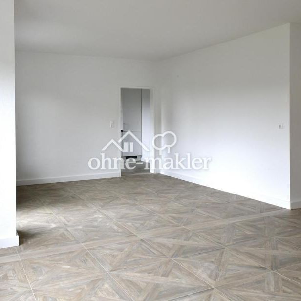 Großzügige, helle 3-Zimmer Erdgeschosswohnung mit Rundumblick ins Grüne - Photo 1