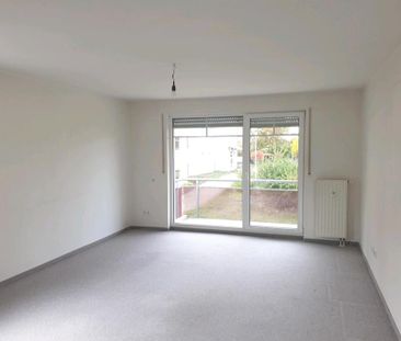 2 Raum Wohnung, gr. Wohnzimmer und Balkon, Nußberg-Carré, TG mögl - Foto 1