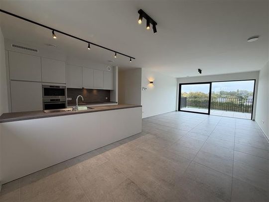 Appartement te huur - Foto 1