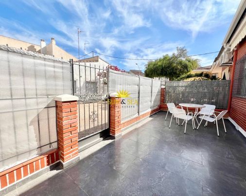 3-BEDROOM VILLA FOR RENT IN SAN PEDRO DEL PINATAR - MURCIA - Photo 1