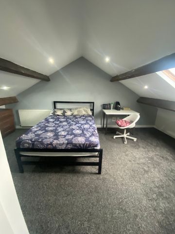 Room in a Shared House, Sackville Street, LS7 - Photo 3