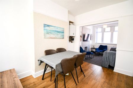 Caldy Road, CH45 4LX, Wallasey - Photo 5