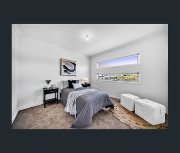 Modern Double-Storey Townhouse in Prime Broadmeadows Location - Photo 5