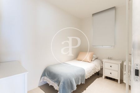 Apartment for rent on Ronda General Mitre - Photo 2